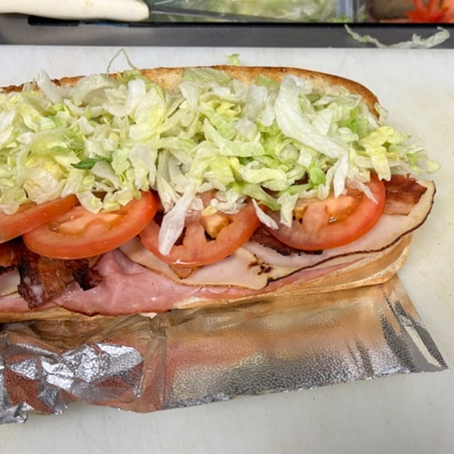 #18 Half BLT Club Sub..