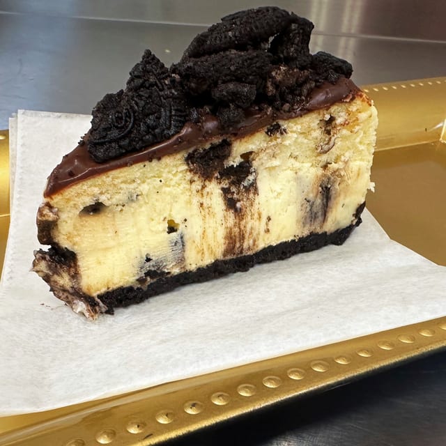 *Becca's Cookies n' Cream Cheesecake.