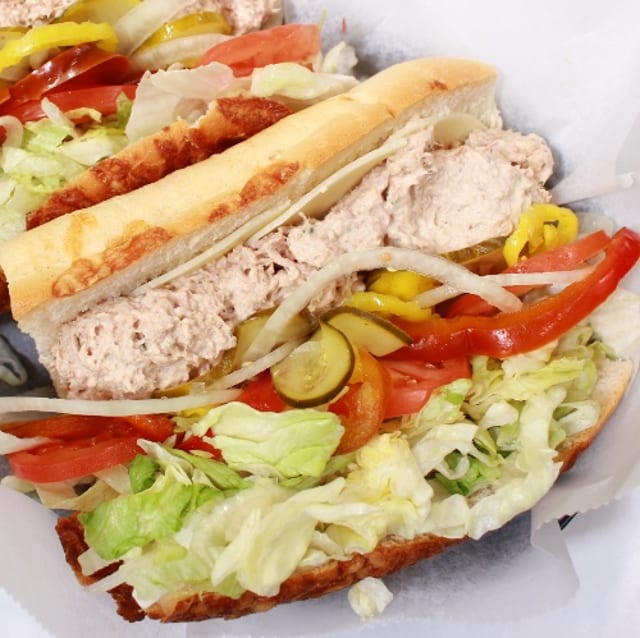 #11 Half Tuna Sub..